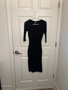Leshop black midi 3/4 sleeve dress - Small